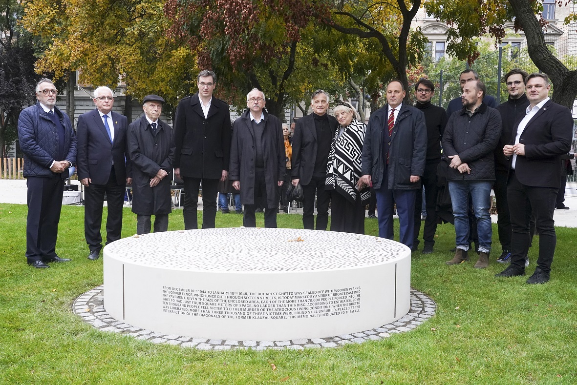 Felavatták a Gettó emlékművet